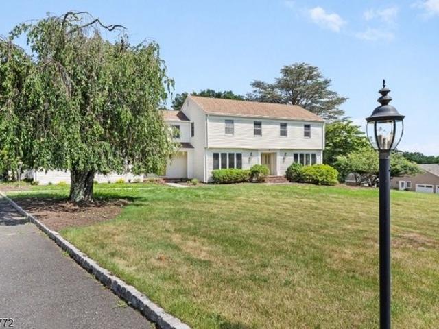 House for sale in Gladstone, New Jersey