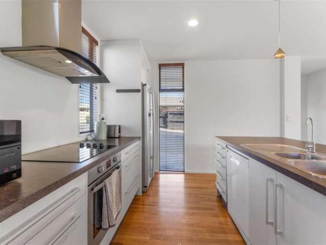 House for sale in Nelson City, Cable Bay