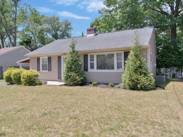 House for sale in Middlesex, New Jersey