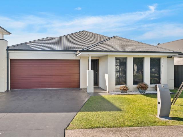 House for rent in Wollongong West, New South Wales
