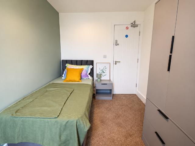 Room for rent in Earlestown, St Helens