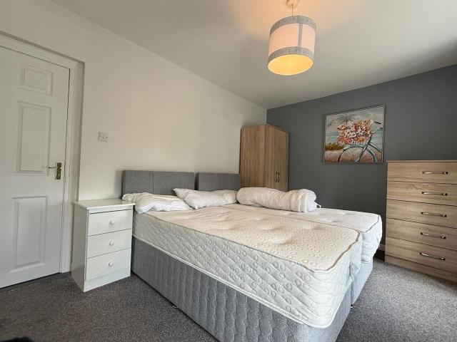 Terraced House for sale in Ballaghaderreen