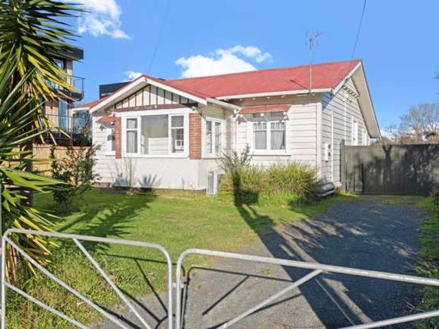 House for sale in Pukekohe