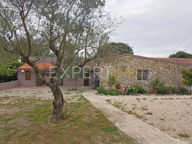 Casa venda em Castelo Branco, Caria