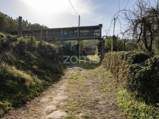 Terreno venda em Póvoa de Lanhoso (Nossa Senhora do Amparo), Póvoa de Lanhoso