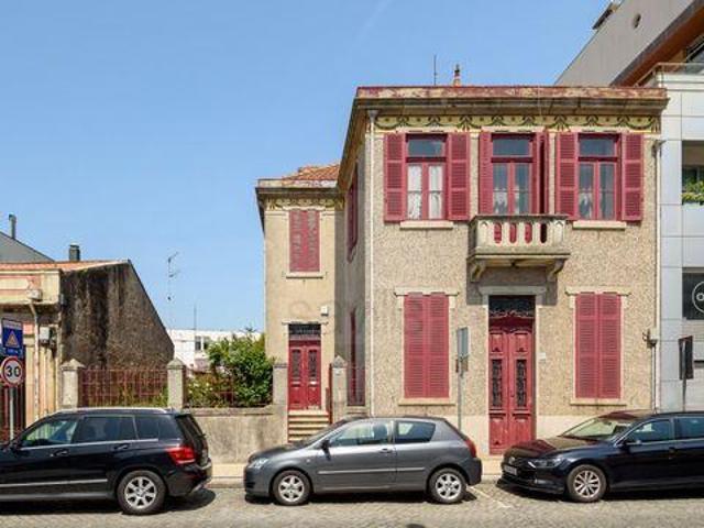 Casa venda em A Ver-o-mar, Porto