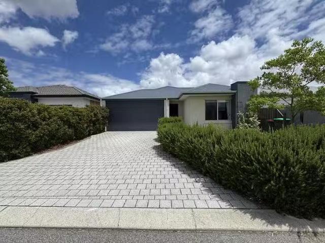 House for rent in Caversham, Western Australia