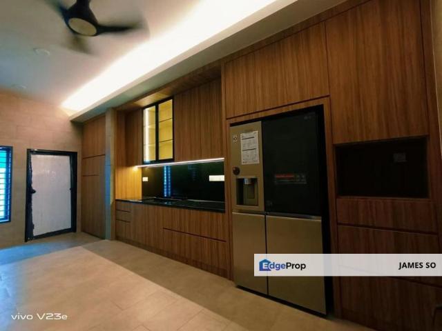House for sale in Malaka