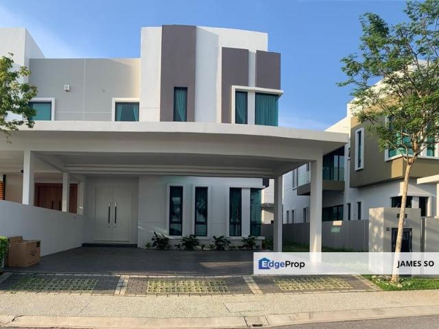 House for rent in Malaka