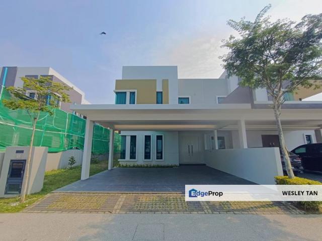 House for sale in Malaka