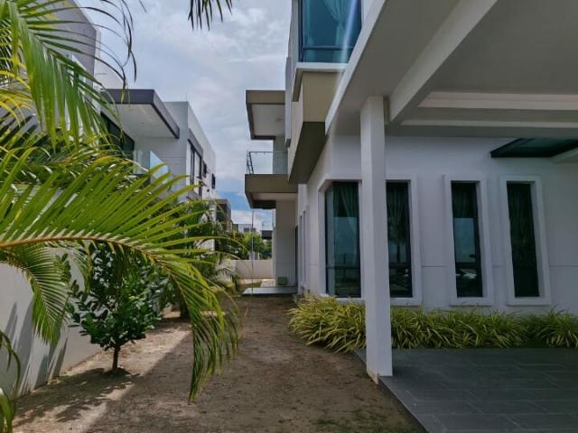 Residential House for sale in Malaka