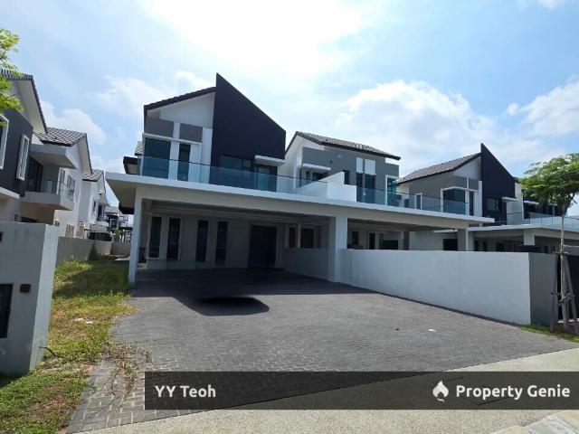 Residential House for sale in Malaka