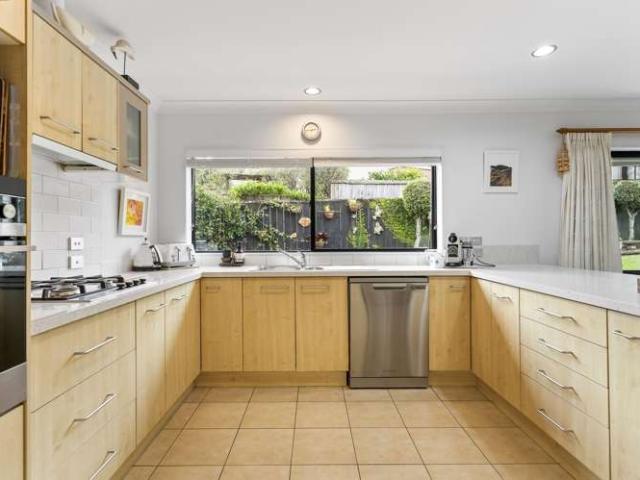 House for sale in Albany, Upper Harbour