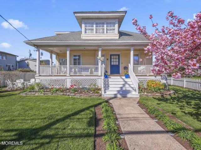 House for sale in Monmouth, New Jersey