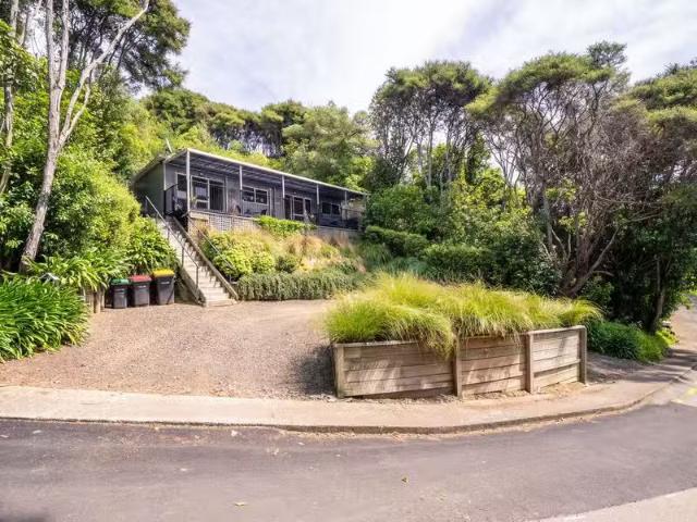 House for sale in Little Akaloa, Canterbury