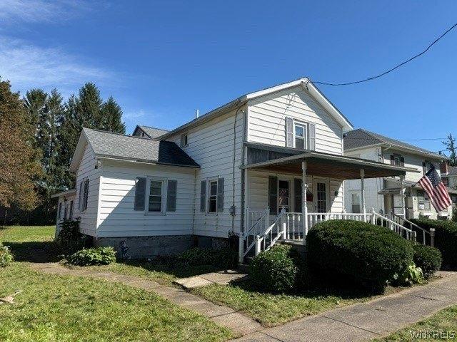 House for sale in Niagara, New York