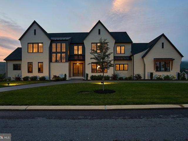 House for sale in Cumberland, Pennsylvania