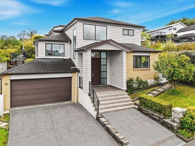 House for sale in Henderson, Henderson-Massey