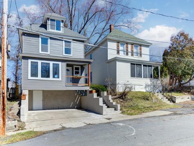 House for sale in Schenectady, New York