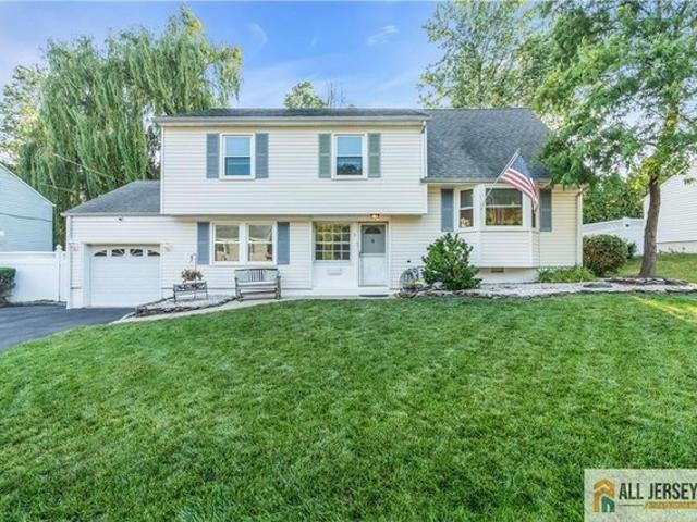 House for sale in Edison, New Jersey