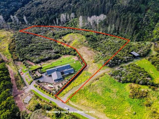 Property for sale in Awhitu