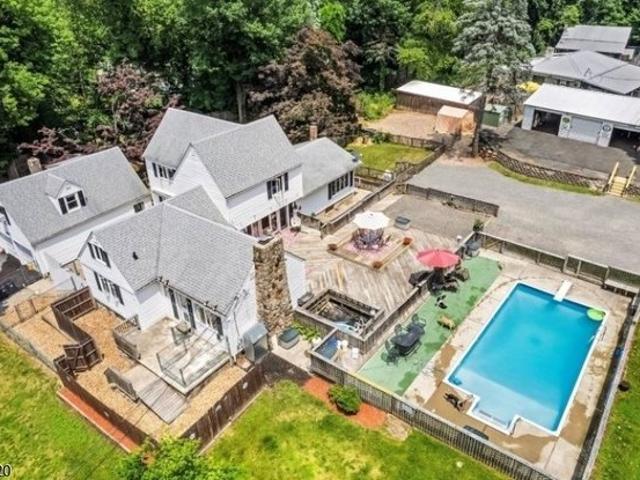 House for sale in Andover, New Jersey