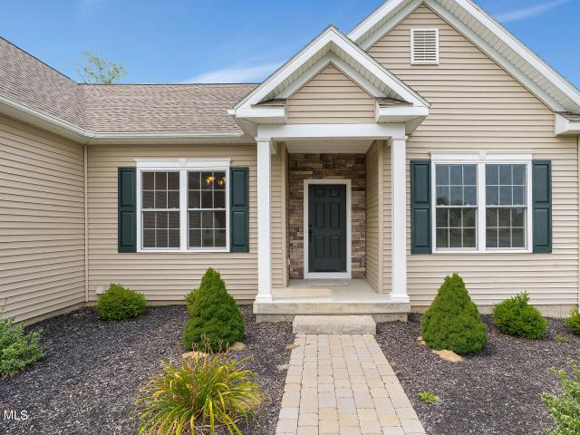 House for sale in Burnt Hills
