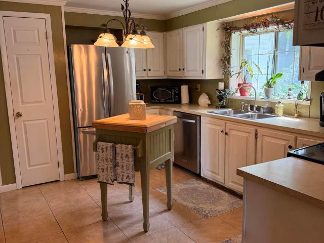 House for sale in Cream Ridge, New Jersey