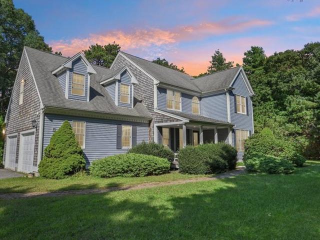 House for sale in Bourne, Barnstable County