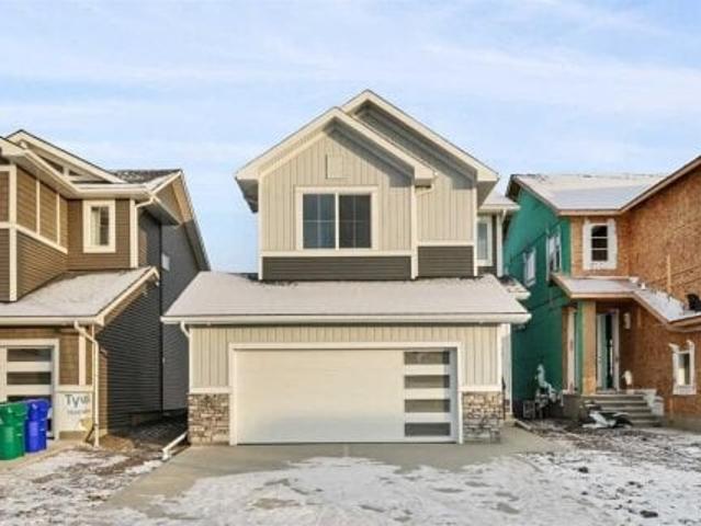 House for sale in Alberta