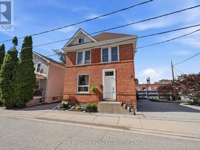 House for sale in Niagara, Ontario