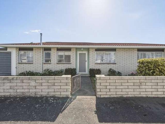 Apartment for sale in Hillsborough, Taranaki