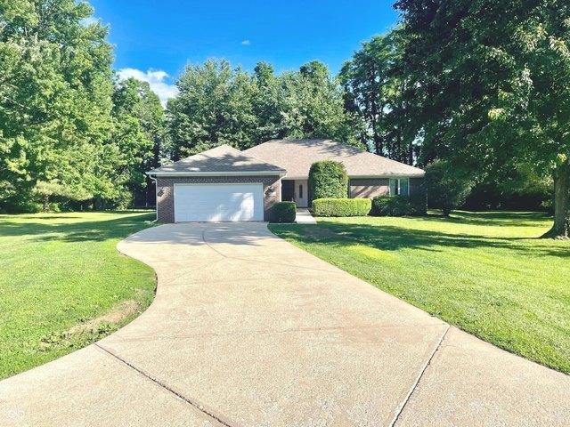 House for sale in Cloverdale, Indiana