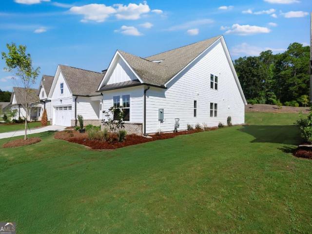 House for sale in Sharpsburg, Georgia