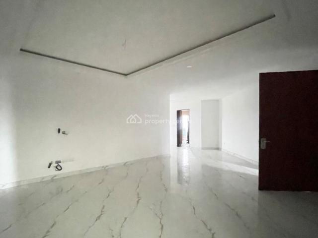 Flat for rent in Eti Osa, Lagos
