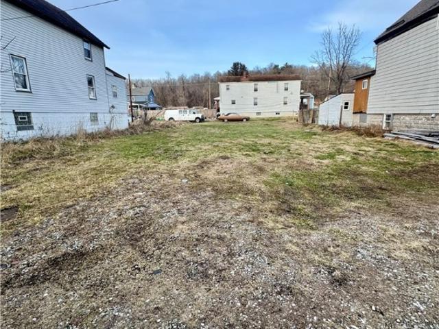 Farm for sale in Jeannette, Pennsylvania