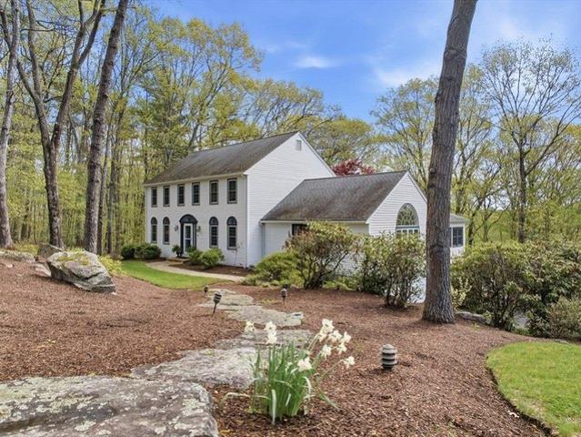 House for sale in Hopkinton, Massachusetts