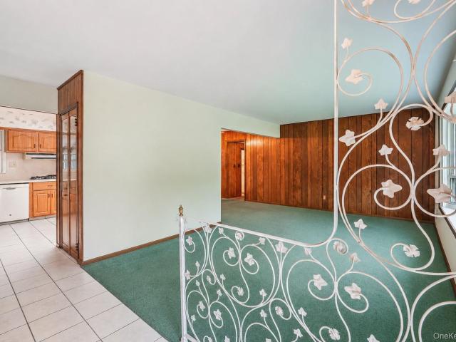 House for sale in Oakbrook, Bardonia
