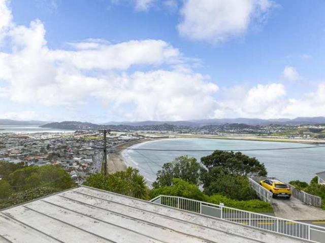 House for sale in Houghton Bay, Wellington
