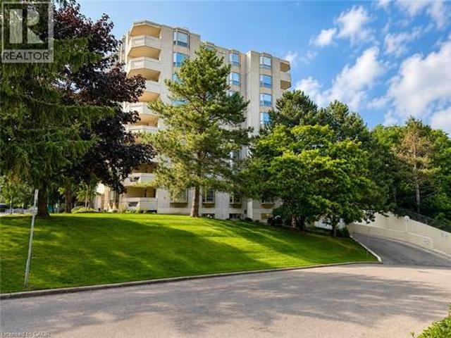 Condo for sale in Ancaster, Ontario