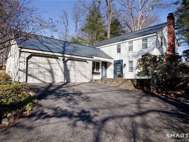 House for sale in Simsbury, Connecticut