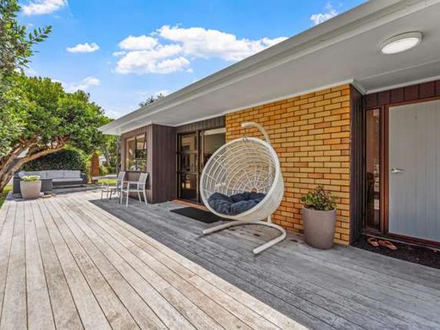 House for sale in Point Wells