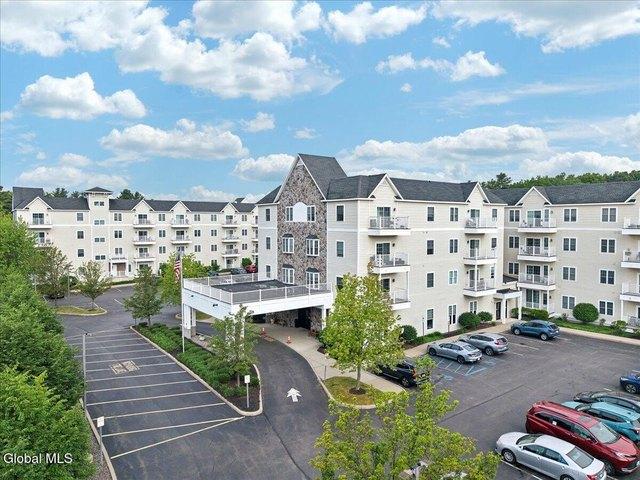 Condo for sale in Saratoga, New York