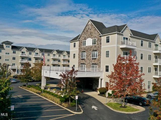 Condo for sale in Saratoga, New York