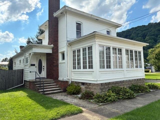 House for sale in Warren, Pennsylvania