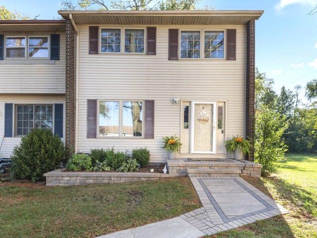 Townhouse for sale in Plainfield, Will County