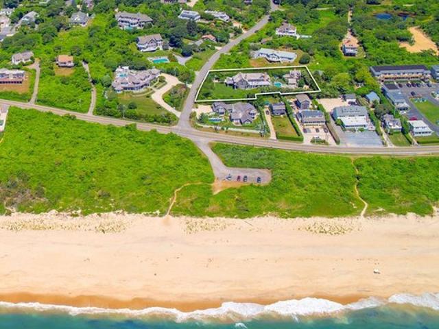 House for sale in Wainscott, New York