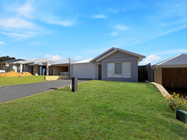 House for rent in Parklands, Western Australia