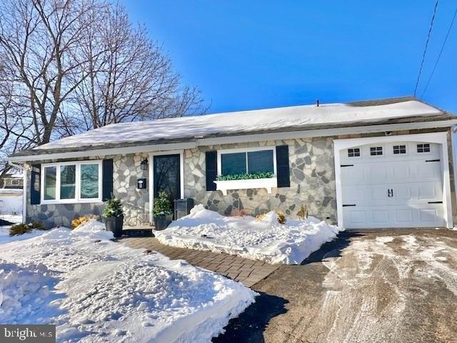 House for sale in Sayreville, New Jersey