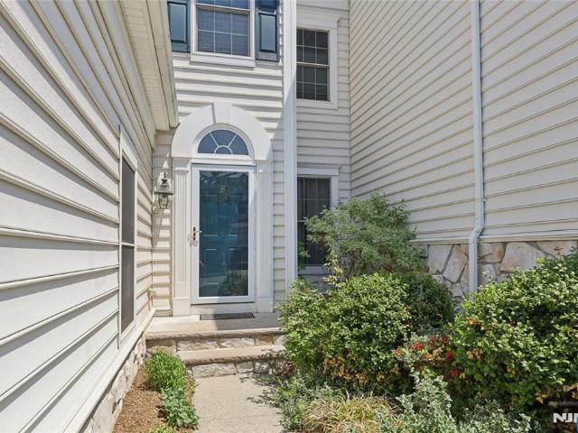 Townhouse for sale in Passaic, New Jersey